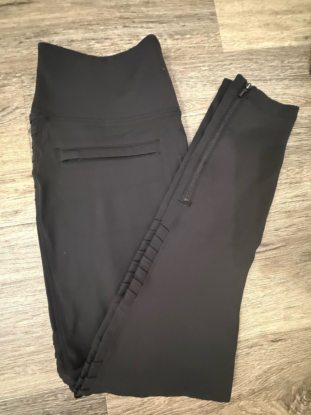 Athleta Delancy Moto tight large